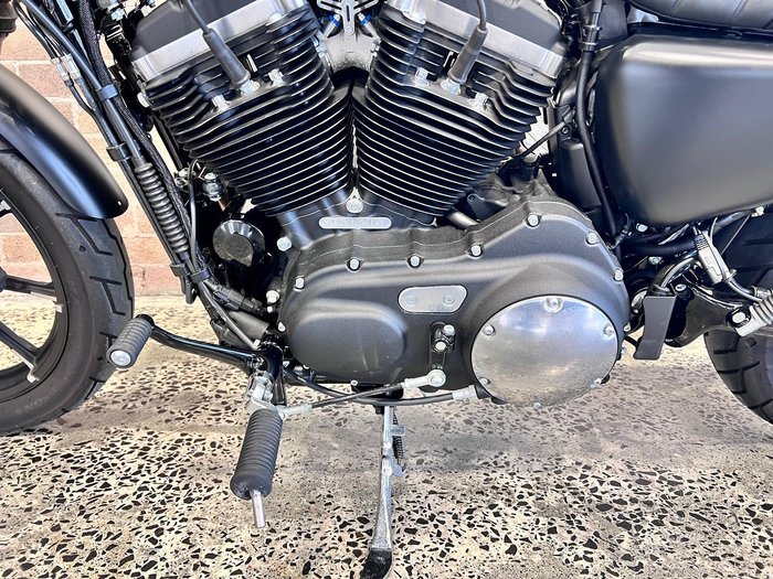 2019 Harley-Davidson Iron 883 (XL883N) Sportster Black