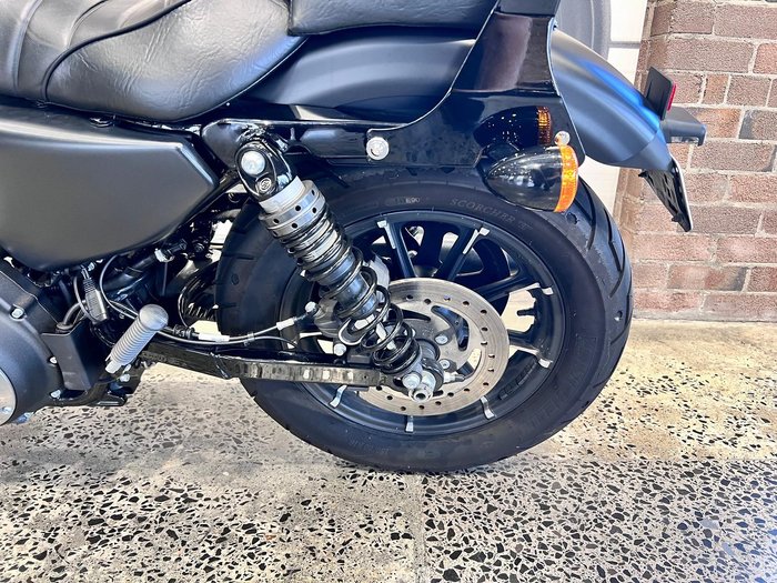 2019 Harley-Davidson Iron 883 (XL883N) Sportster Black