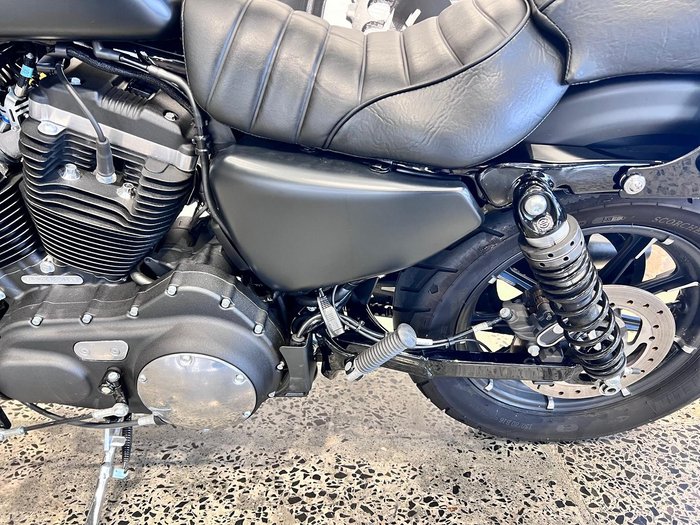 2019 Harley-Davidson Iron 883 (XL883N) Sportster Black