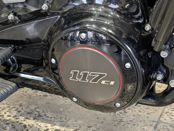 2020 Harley-Davidson CVO Street Glide 117 (FLHXSE) Touring