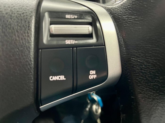 2017 Isuzu D-MAX SX MY17 4X4 Dual Range Splash White