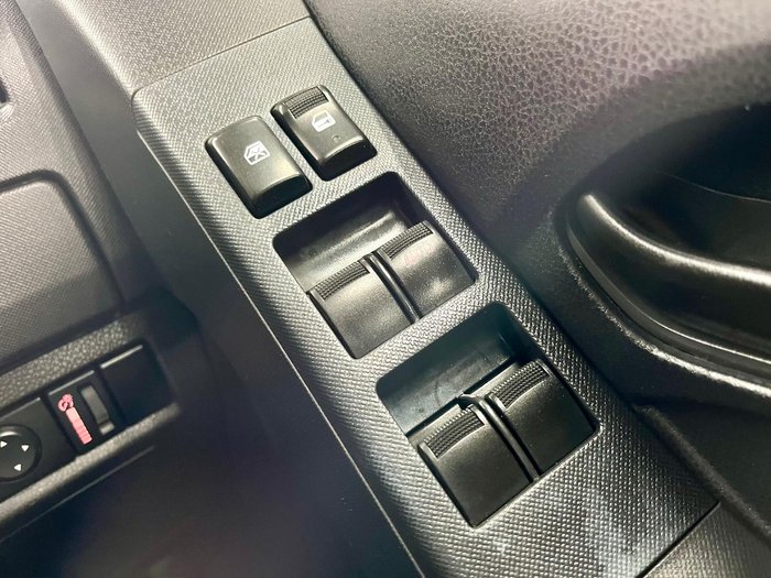 2017 Isuzu D-MAX SX MY17 4X4 Dual Range Splash White