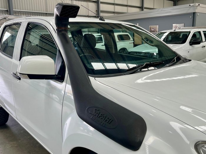 2017 Isuzu D-MAX SX MY17 4X4 Dual Range Splash White