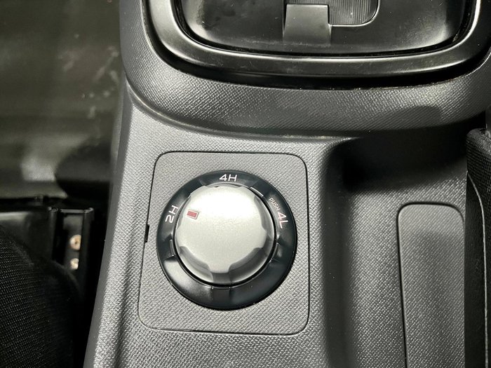 2017 Isuzu D-MAX SX MY17 4X4 Dual Range Splash White