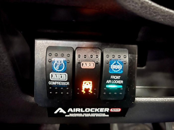 2017 Isuzu D-MAX SX MY17 4X4 Dual Range Splash White