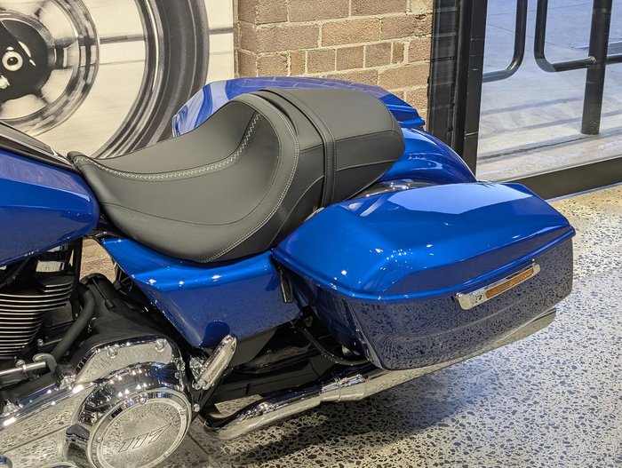 2025 Harley-Davidson Street Glide 117 (FLHX) Touring Blue