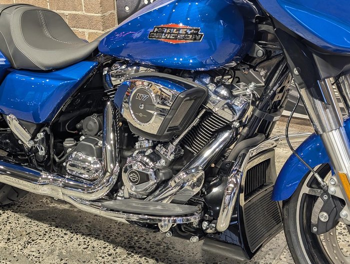 2025 Harley-Davidson Street Glide 117 (FLHX) Touring Blue