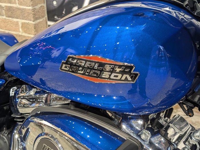 2025 Harley-Davidson Street Glide 117 (FLHX) Touring Blue