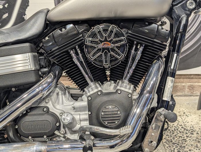 2008 Harley-Davidson Dyna Street Bob 96 (FXDB) Dyna Silver