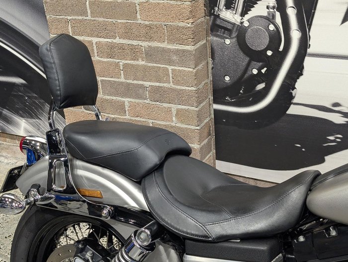 2008 Harley-Davidson Dyna Street Bob 96 (FXDB) Dyna Silver