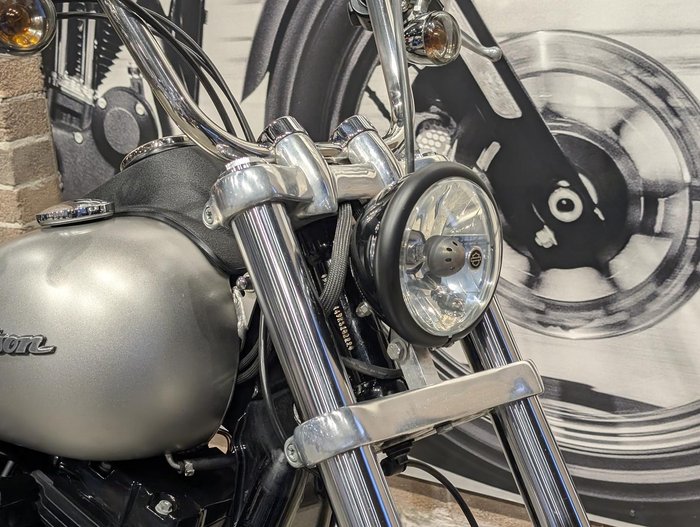2008 Harley-Davidson Dyna Street Bob 96 (FXDB) Dyna Silver