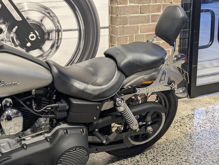 2008 Harley-Davidson Dyna Street Bob 96 (FXDB) Dyna Silver