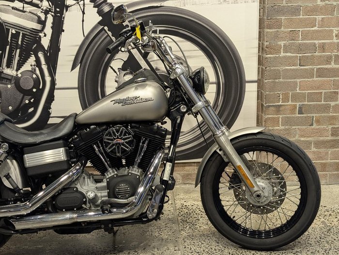 2008 Harley-Davidson Dyna Street Bob 96 (FXDB) Dyna Silver