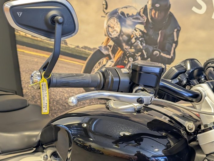 2022 Triumph Rocket 3 R Rocket Black