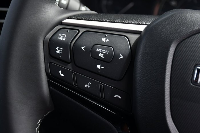 2025 Isuzu MU-X LS-T