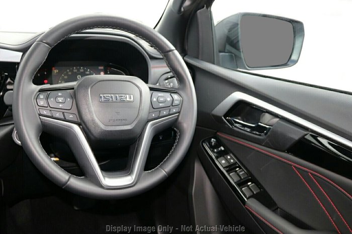 2025 Isuzu MU-X X-TERRAIN