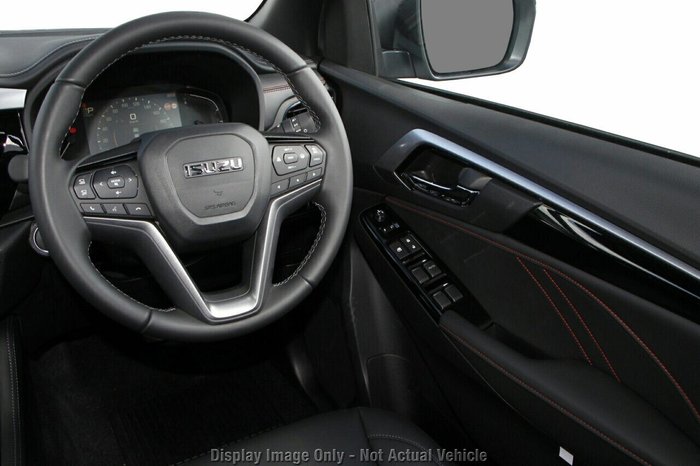 2025 Isuzu MU-X X-TERRAIN