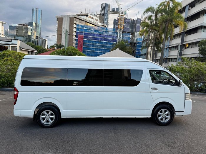 2023 Joylong EA6 Electric Minibus