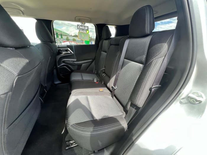 2024 Mitsubishi Outlander LS