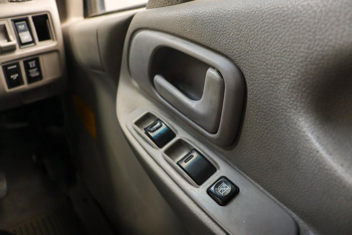 2010 Hino 300 716 Curtain Sider