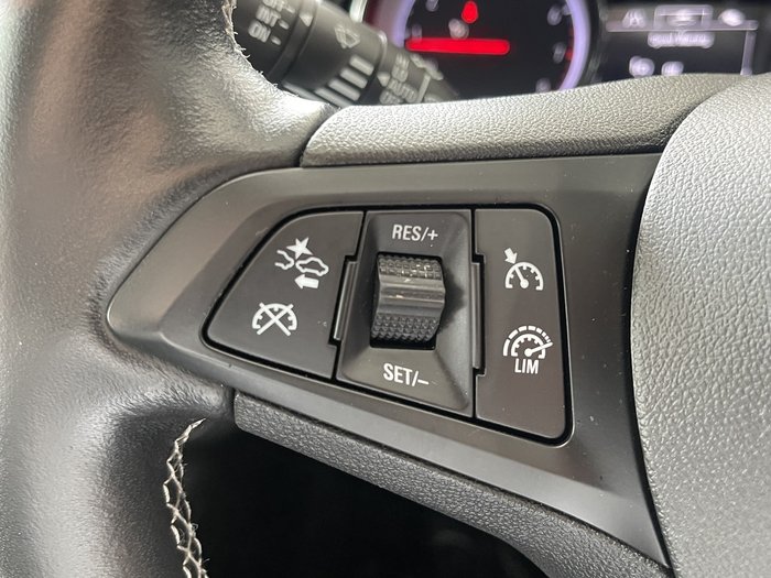 2018 Holden Commodore RS