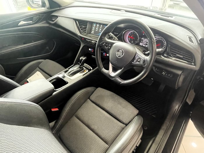 2018 Holden Commodore RS