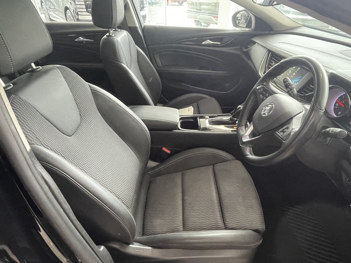 2018 Holden Commodore RS