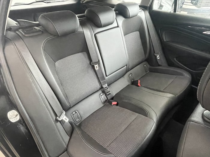 2018 Holden Commodore RS