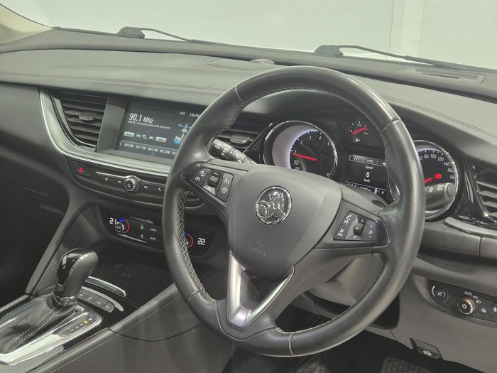 2019 Holden Commodore LT