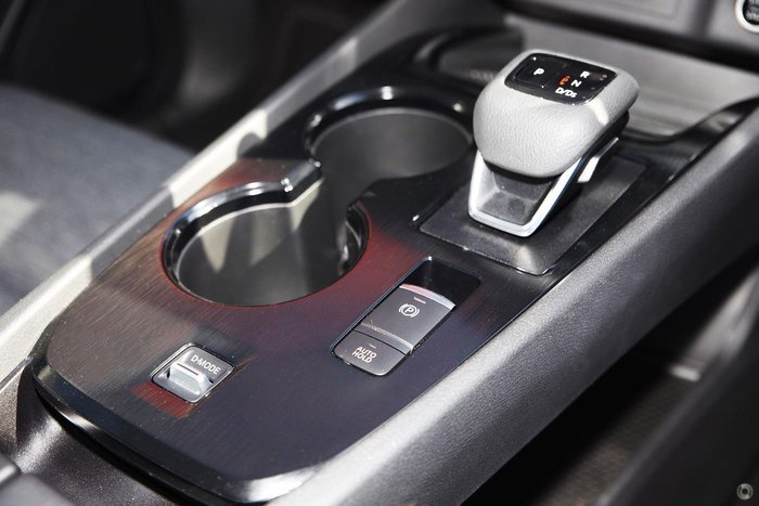 2025 Nissan X-TRAIL ST