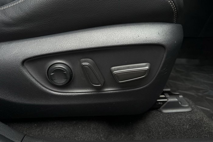 2019 Toyota RAV4 Cruiser