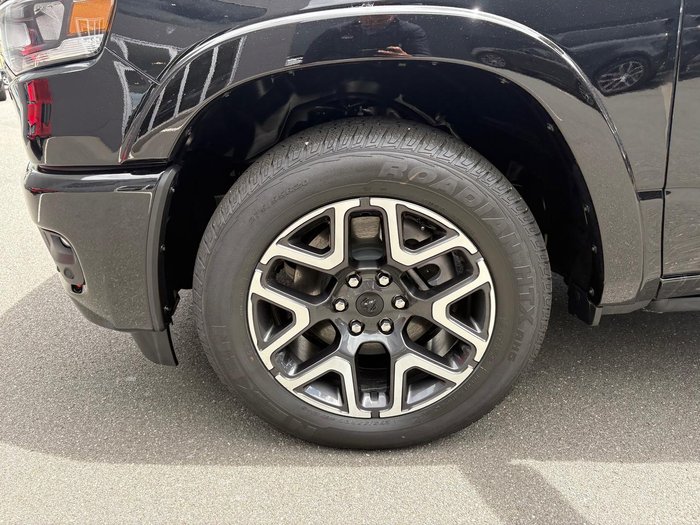 2025 RAM 1500 Laramie Sport Hurricane SO RamBox DT MY25 4X4 Dual Range Diamond Black