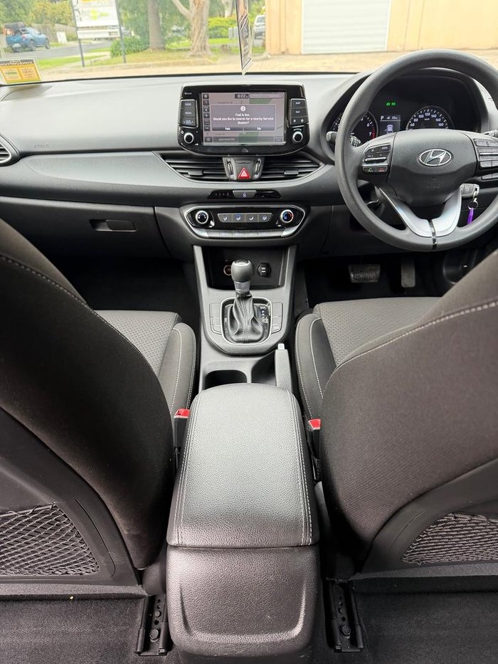 2017 Hyundai i30 Active PD MY18 Marina Blue