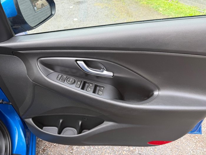 2017 Hyundai i30 Active PD MY18 Marina Blue