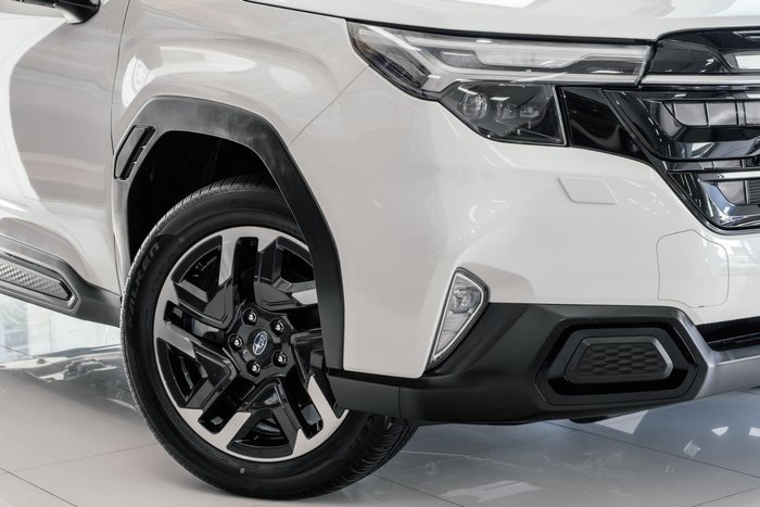 2025 Subaru Forester Touring S6 MY26 AWD Crystal White