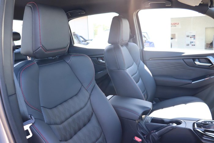 2025 Isuzu D-MAX X-TERRAIN