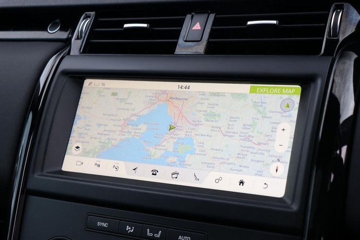 2020 Land Rover Discovery SD4 SE