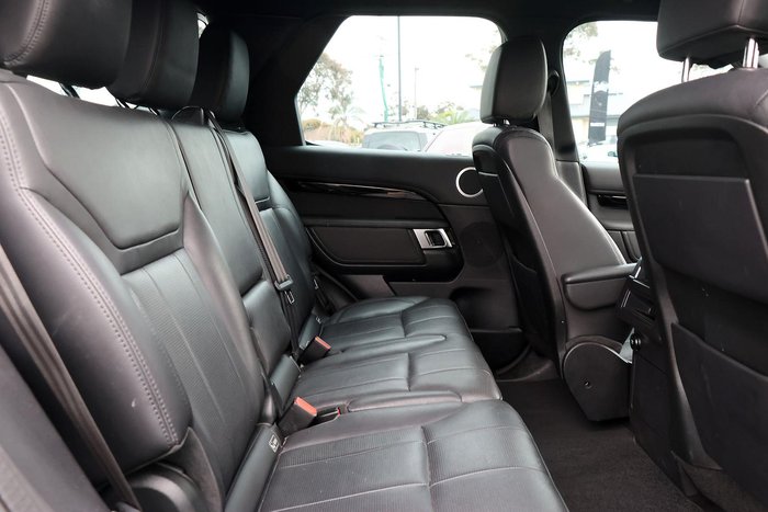 2020 Land Rover Discovery SD4 SE