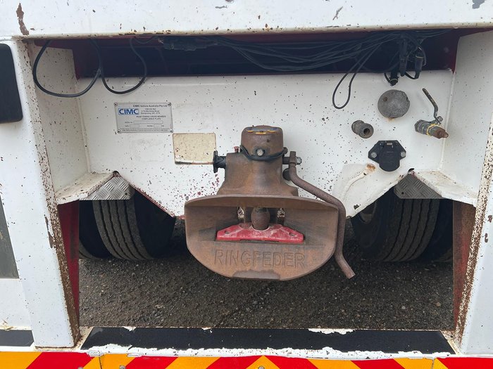 2012 CIMC Tri Axle Flat Top