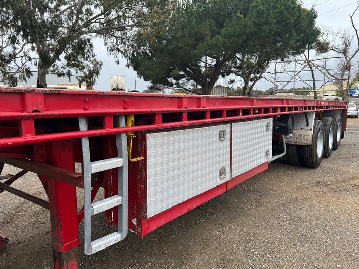 2012 CIMC Tri Axle Flat Top