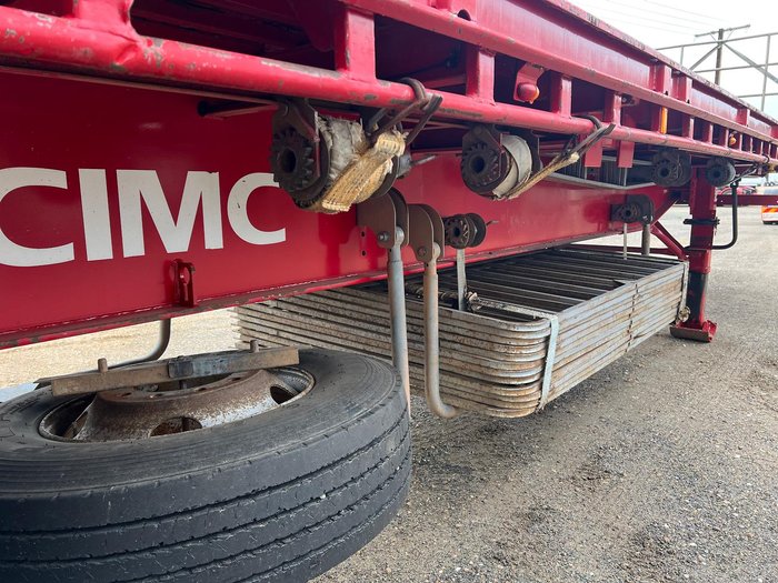 2012 CIMC Tri Axle Flat Top