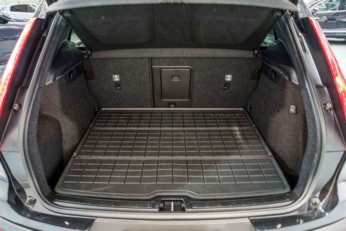 2021 Volvo XC40 T5 R-Design MY21 AWD Onyx Black