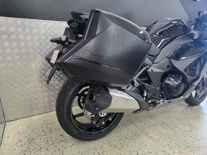 2023 Kawasaki NINJA 1000SX GREEN