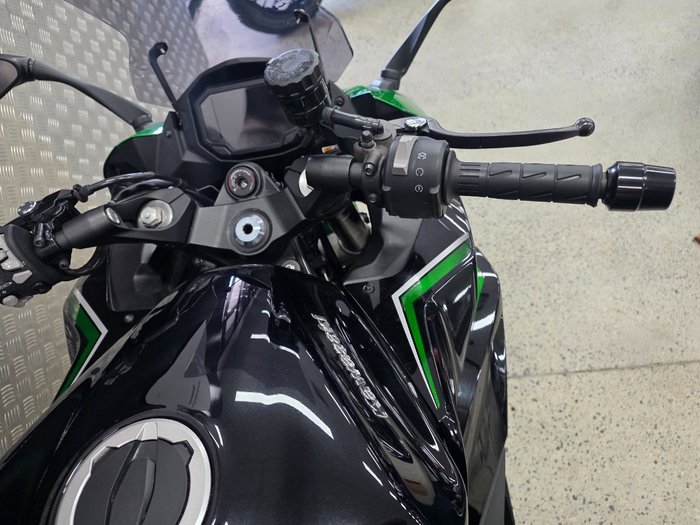 2023 Kawasaki NINJA 1000SX GREEN