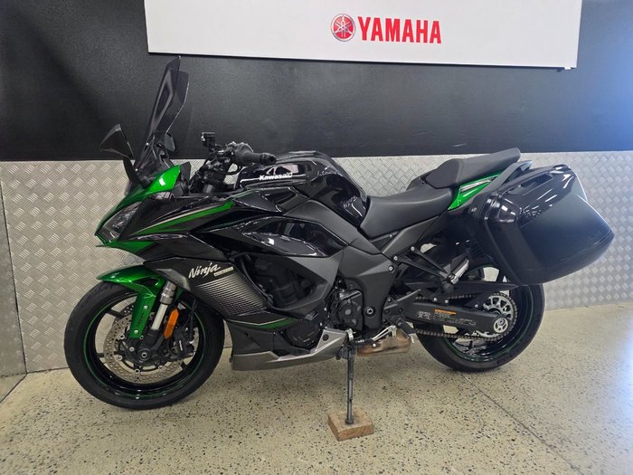 2023 Kawasaki NINJA 1000SX GREEN