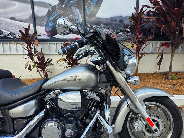 2007 Yamaha XVS1300A V-STAR SILVER
