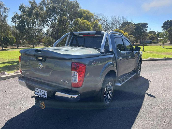 2016 Nissan Navara ST-X