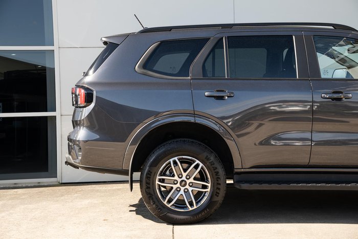 2025 Ford Everest Trend
