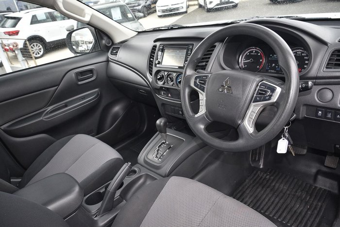 2021 Mitsubishi Triton GLX