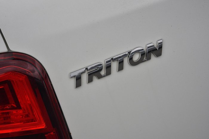 2021 Mitsubishi Triton GLX